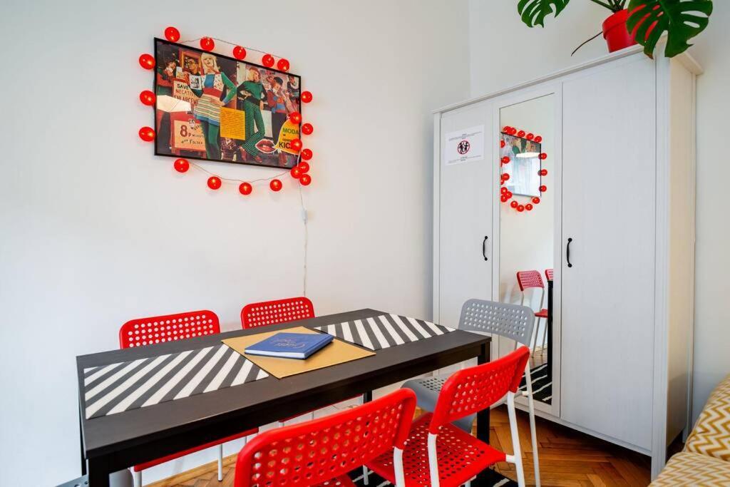 Blue Peace-Apartment With Free Parking In Center For 1-6 People Cracóvia Exterior foto