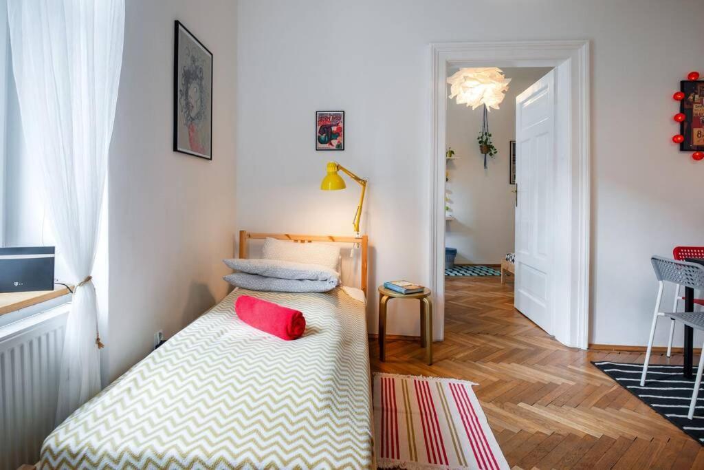 Blue Peace-Apartment With Free Parking In Center For 1-6 People Cracóvia Exterior foto