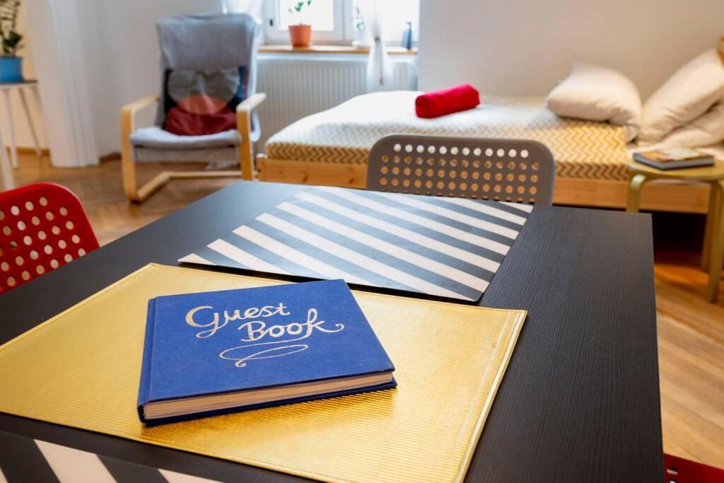 Blue Peace-Apartment With Free Parking In Center For 1-6 People Cracóvia Exterior foto